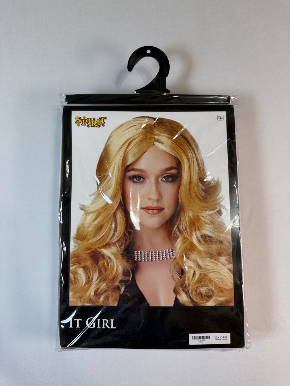 Spirit Halloween It Girl Blonde Wig – New in Package